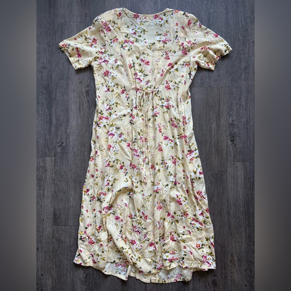 Floral Cream Dress - Picture 5 of 5